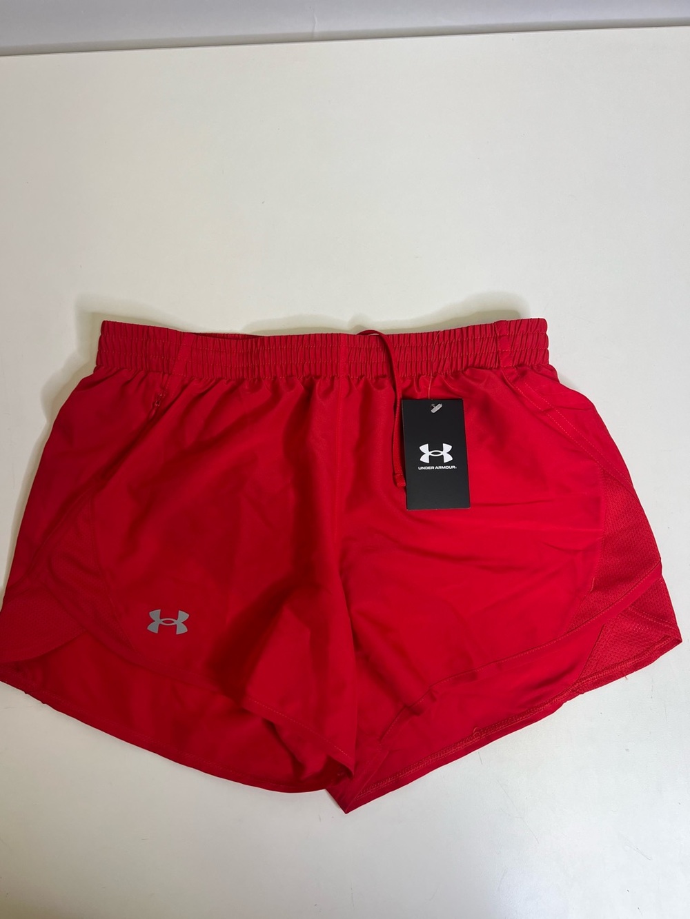 Under Armour Women’s Red Performance Running Shorts Fly By 3” - Size Small NWT